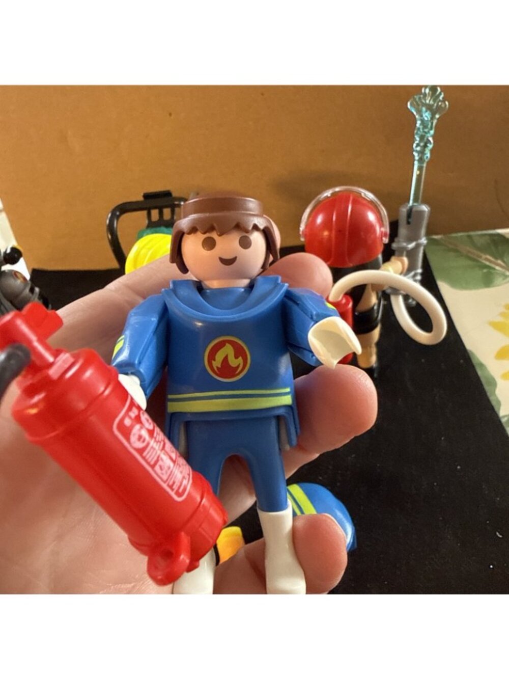 28+ Lot Playmobil Firefighters and Accessories Geobra - Picture 6 of 14